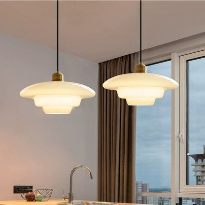 Tijdloze Witte Glazen Hanglamp voor een Elegant Interieur