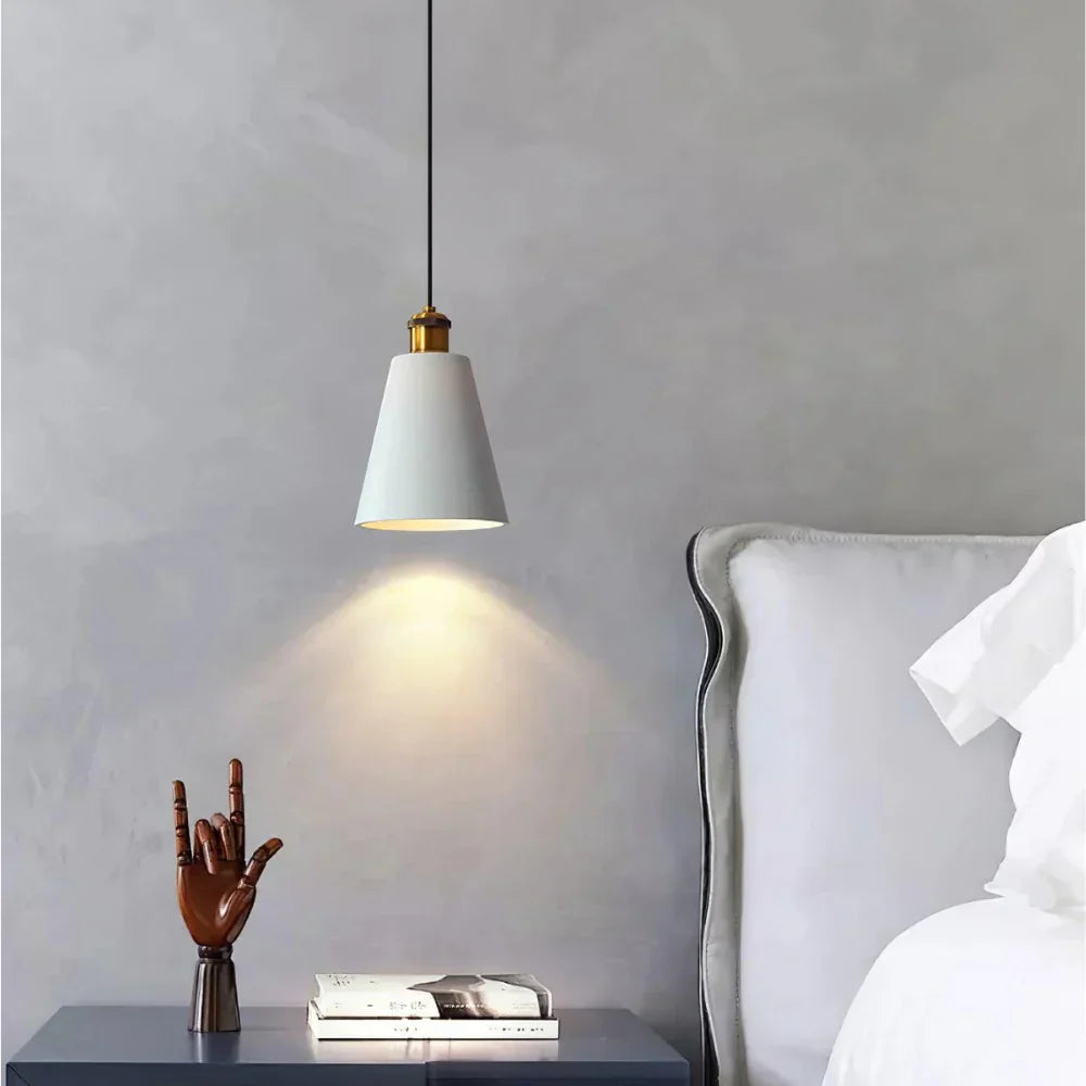 Scandinavische plafondlamp met modern design