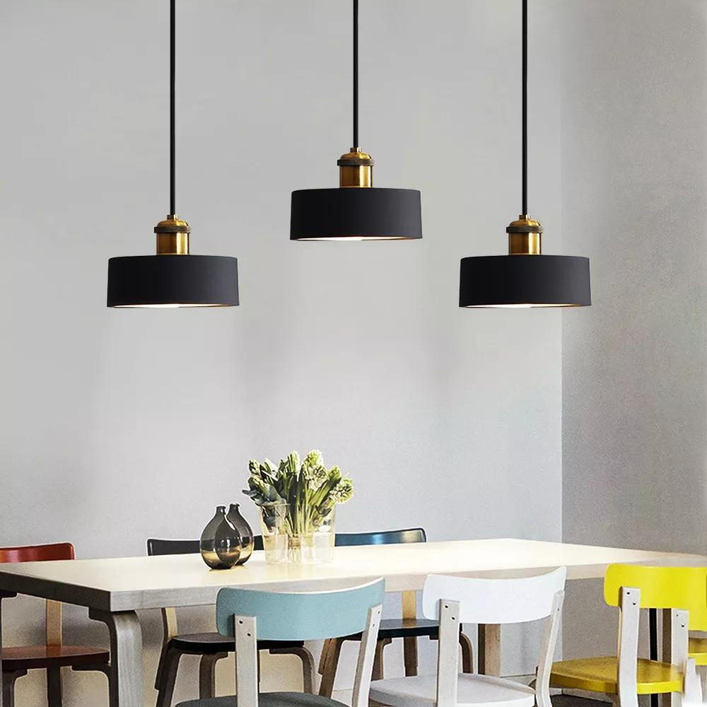 Scandinavische plafondlamp met modern design