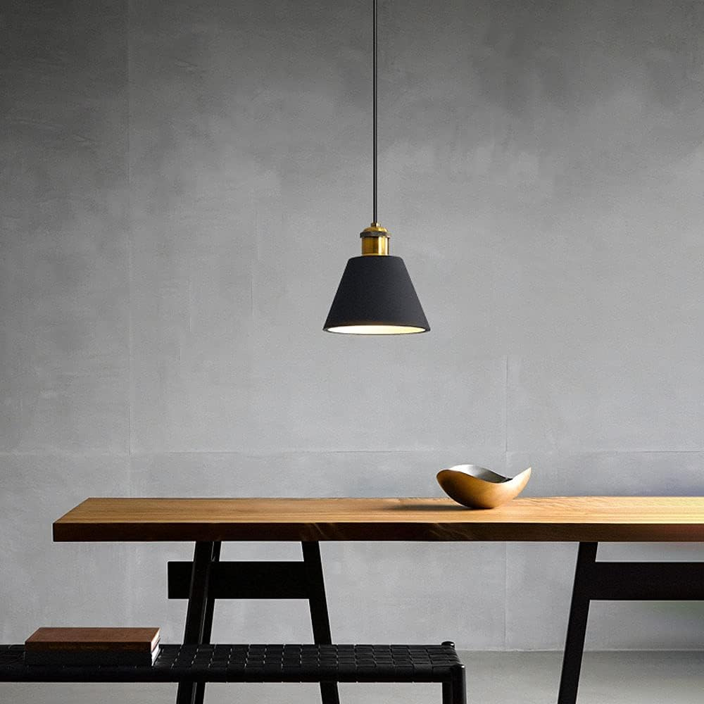 Scandinavische plafondlamp met modern design