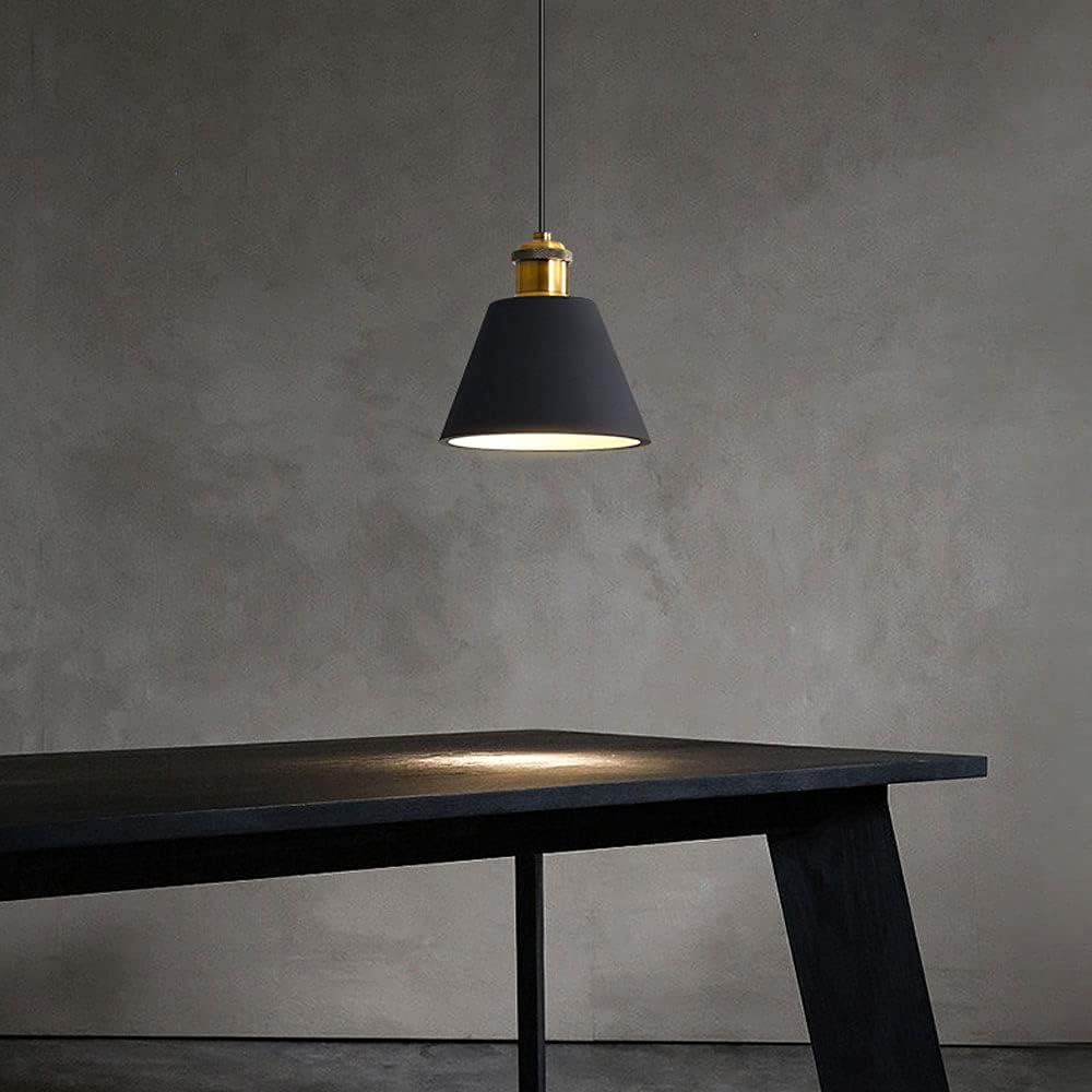 Scandinavische plafondlamp met modern design