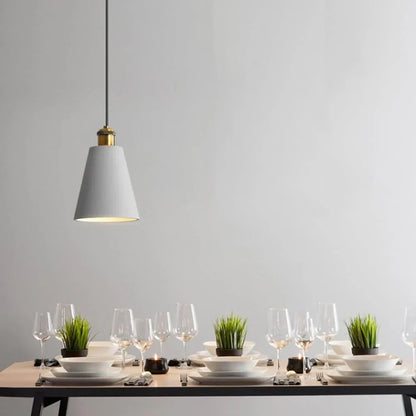 Scandinavische plafondlamp met modern design