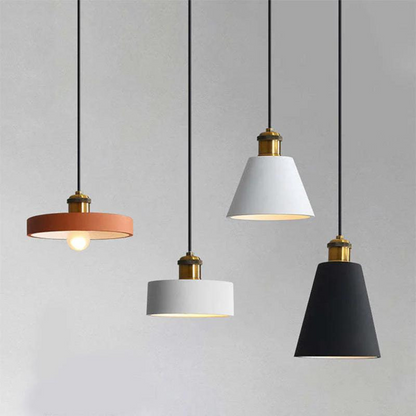 Scandinavische plafondlamp met modern design