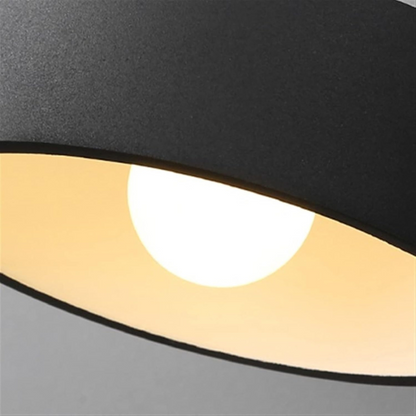 Scandinavische plafondlamp met modern design