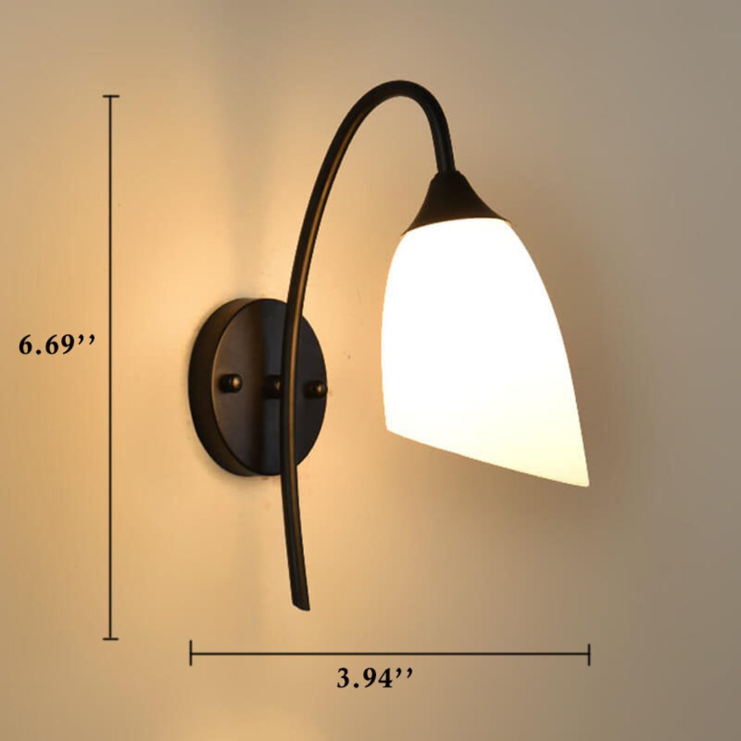 GloeiGlow - Moderne schuine, glockenförmige wandlamp met arm