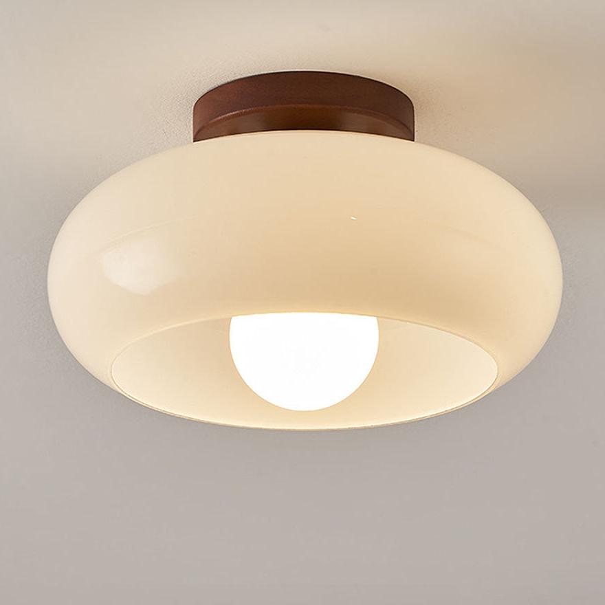 Retro Witte Plafondlamp Compact en Stijlvol