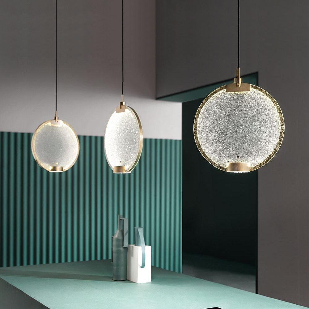 Horo Hanglamp – Elegant Messing & Getint Glas