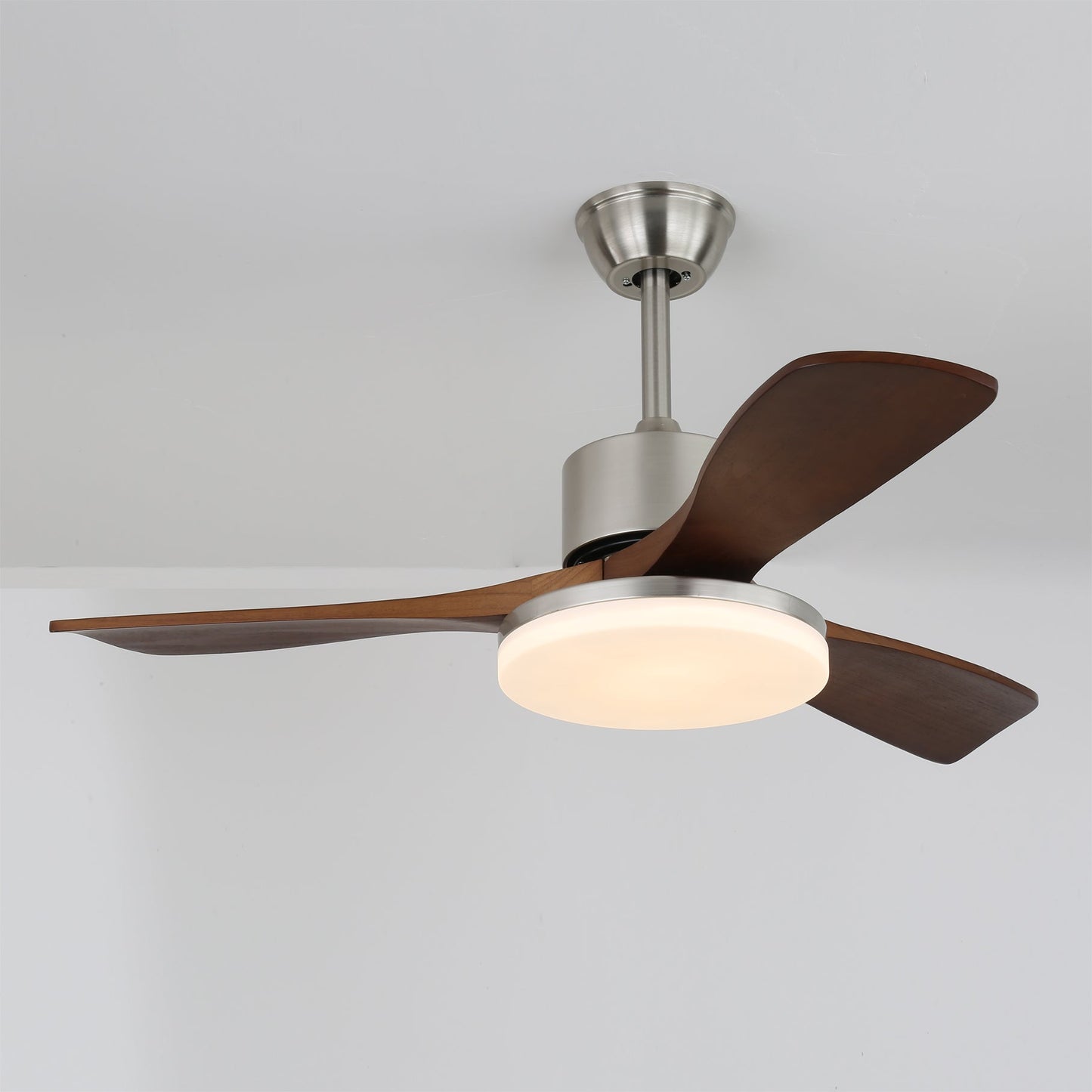 LuxeBreeze Houten Plafondventilator met Licht