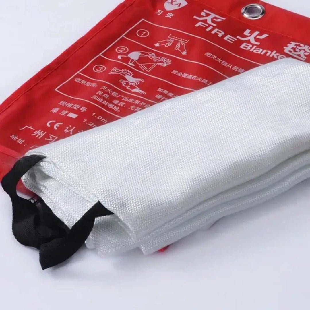 SafeBlanket | Emergency Fire Blanket - #SafeBlanket | Emergency Fire BlanketDe Bazelaar